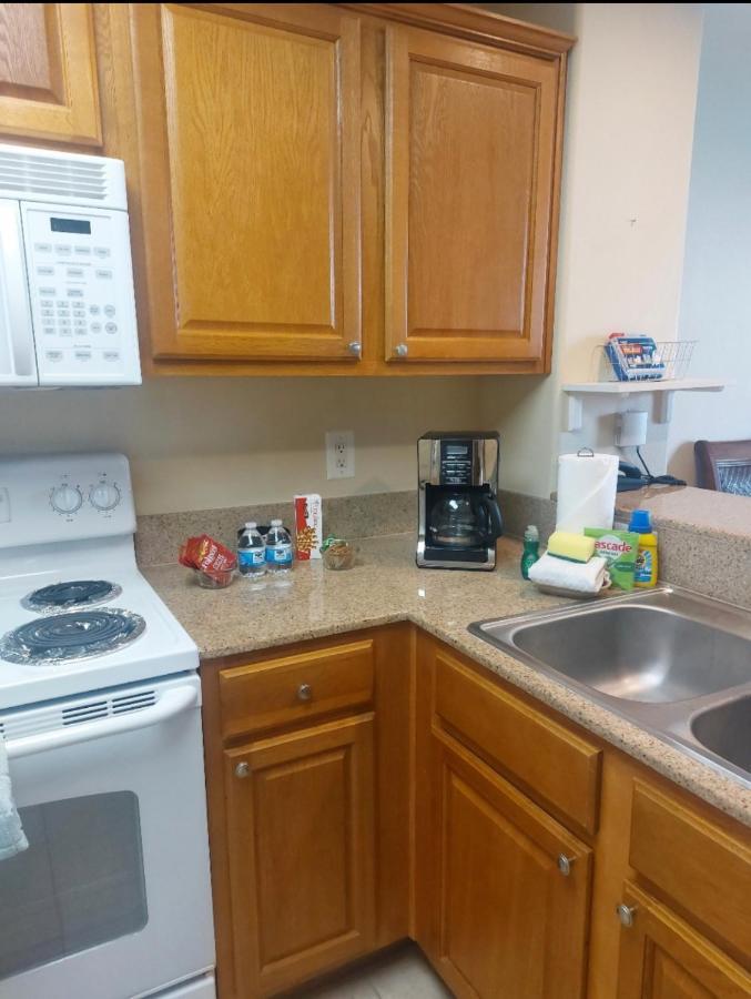 Disney Just 1 And A Quarter Mile Away, Blue Heron 1 Room 2 Bath,Amenities,6 Guests, Walk To Restaurants, No Fees At Check In Орландо Екстериор снимка