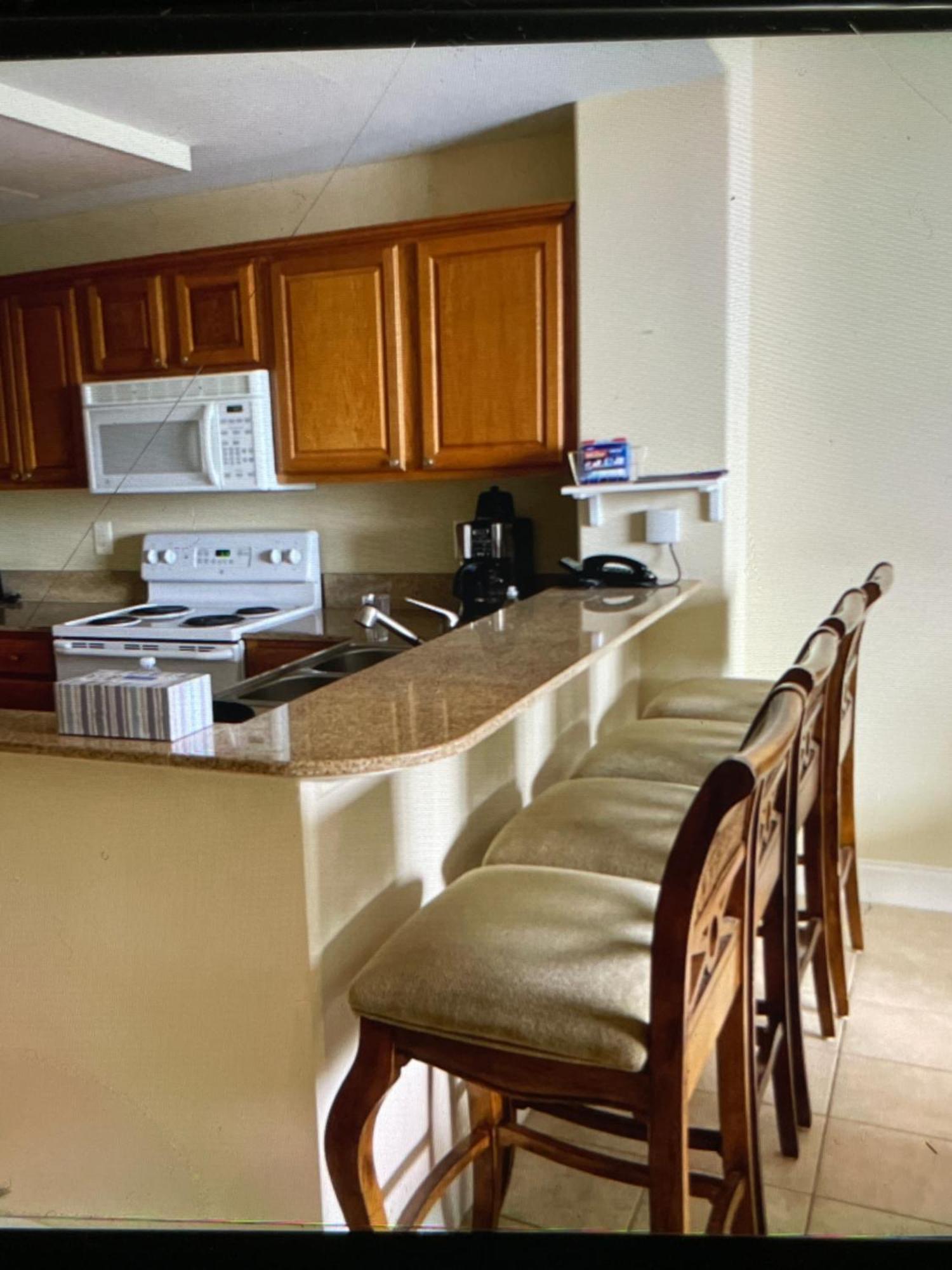 Disney Just 1 And A Quarter Mile Away, Blue Heron 1 Room 2 Bath,Amenities,6 Guests, Walk To Restaurants, No Fees At Check In Орландо Екстериор снимка
